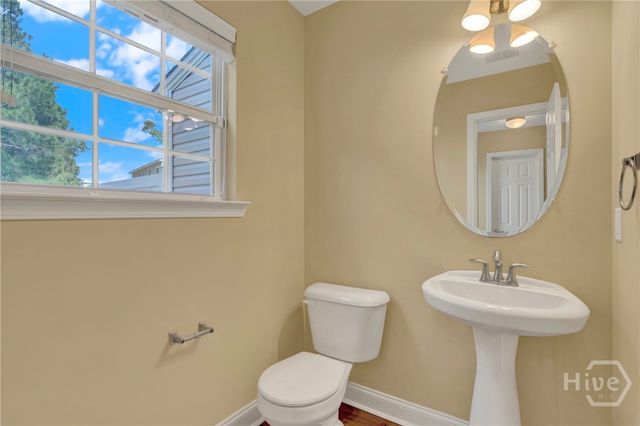 14 Winter Lake Circle, Savannah, GA 31407