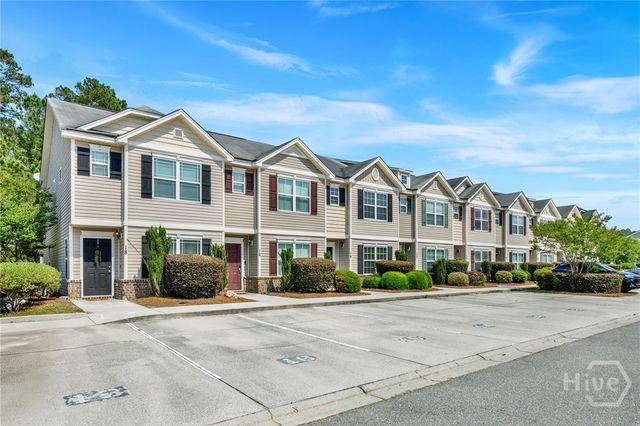 14 Winter Lake Circle, Savannah, GA 31407