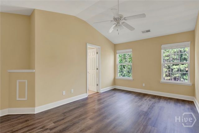 14 Winter Lake Circle, Savannah, GA 31407