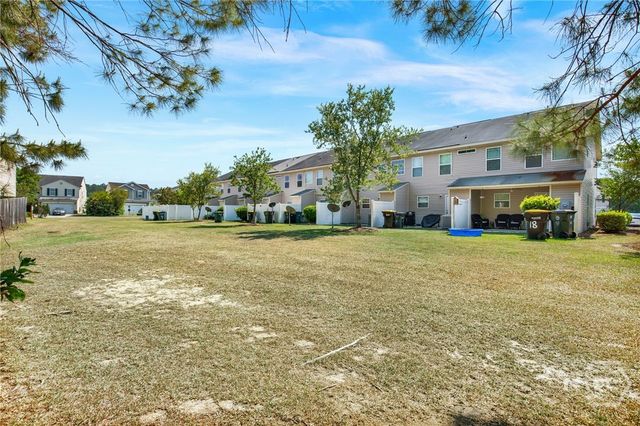 14 Winter Lake Circle, Savannah, GA 31407