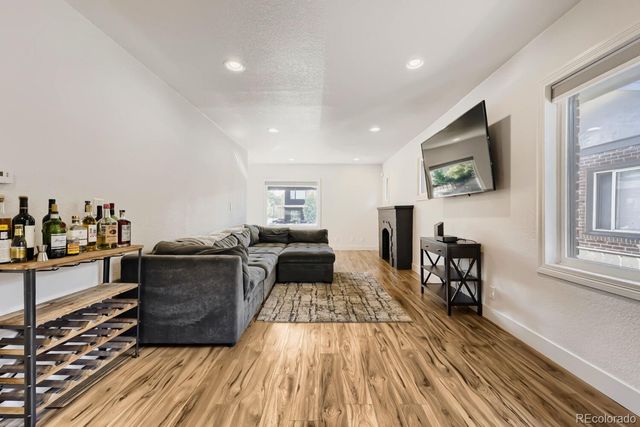 4200 Tejon Street, Denver, CO 80211