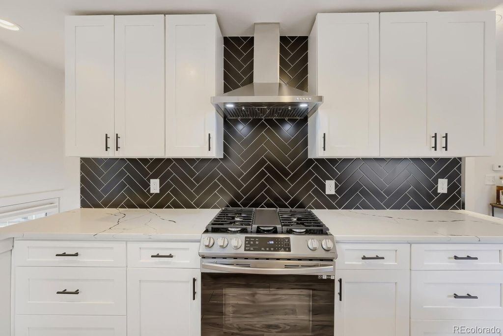 4200 Tejon Street, Denver, CO 80211