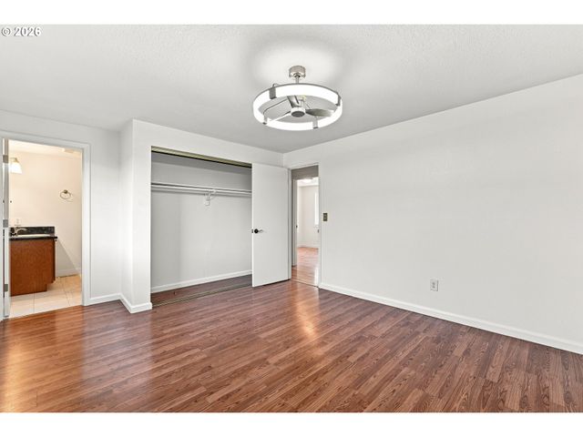 6633 Se 83RD Ave, Portland, OR 97266