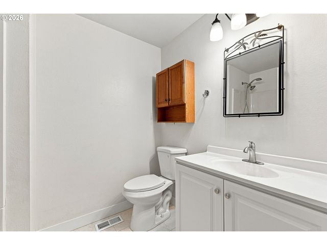 6633 Se 83RD Ave, Portland, OR 97266