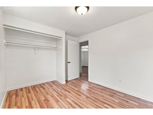 6633 Se 83RD Ave, Portland, OR 97266