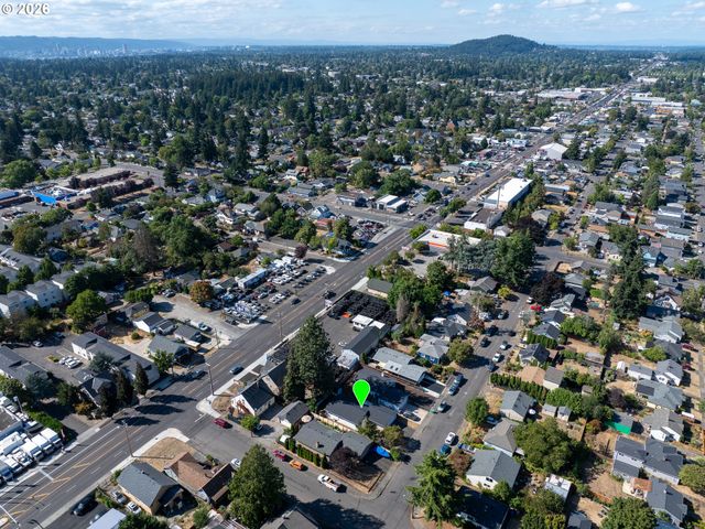 6633 Se 83RD Ave, Portland, OR 97266