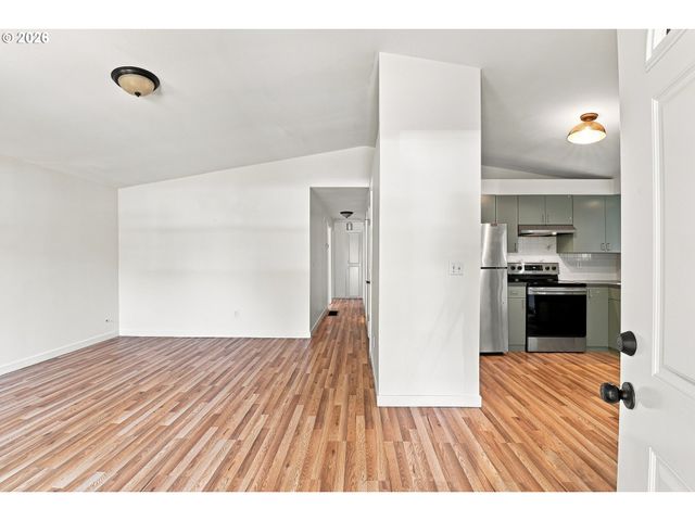 6633 Se 83RD Ave, Portland, OR 97266