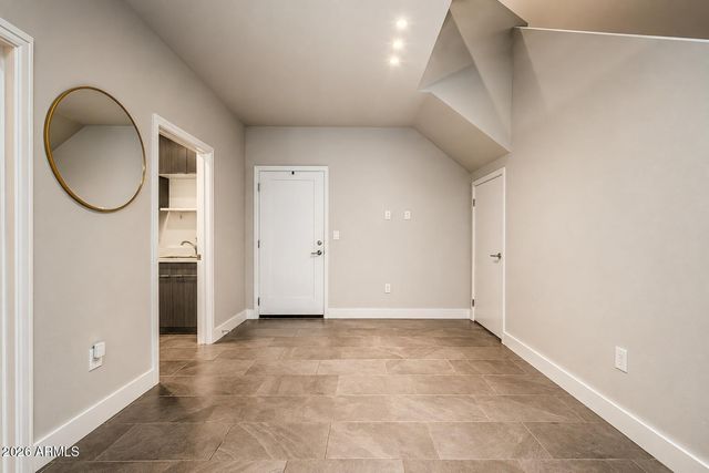 2825 N 42ND Street 5, Phoenix, AZ 85008