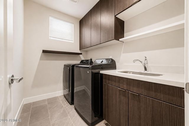 2825 N 42ND Street 5, Phoenix, AZ 85008
