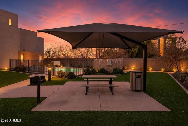 2825 N 42ND Street 5, Phoenix, AZ 85008