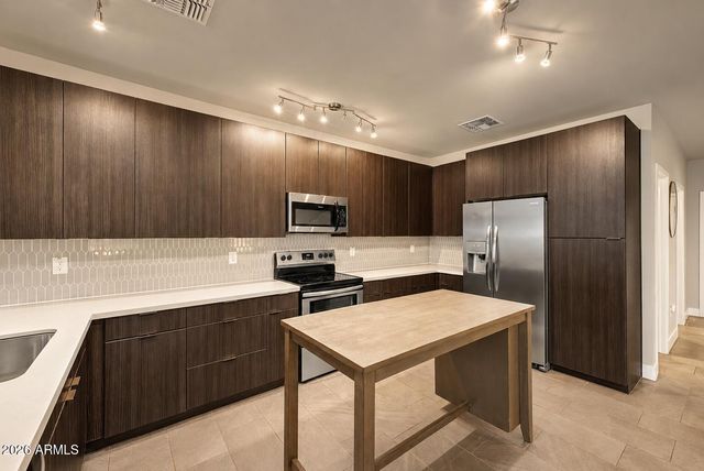 2825 N 42ND Street 5, Phoenix, AZ 85008