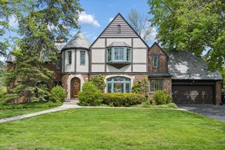445 Sunset Lane, Glencoe, IL 60022