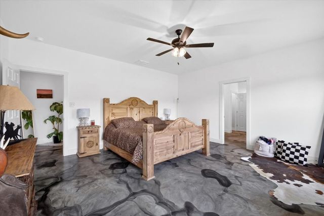 498 Dexter Lane, Poolville, TX 76487