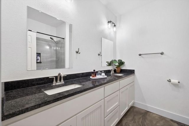 498 Dexter Lane, Poolville, TX 76487