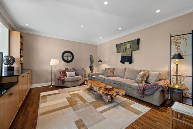 840 N LAKE SHORE Drive 603, Chicago, IL 60611