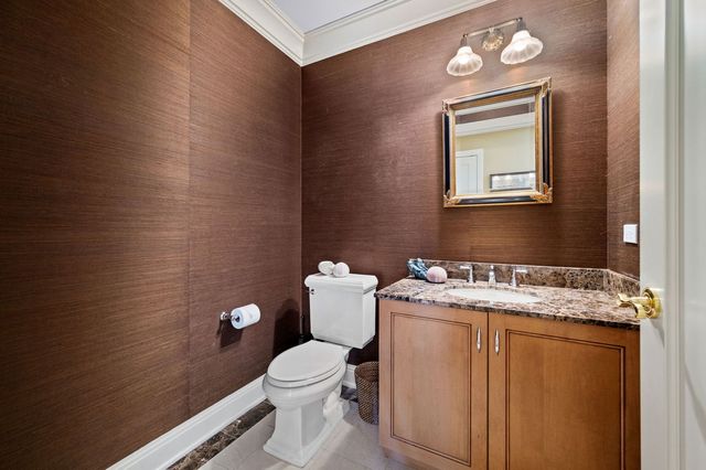 840 N LAKE SHORE Drive 603, Chicago, IL 60611