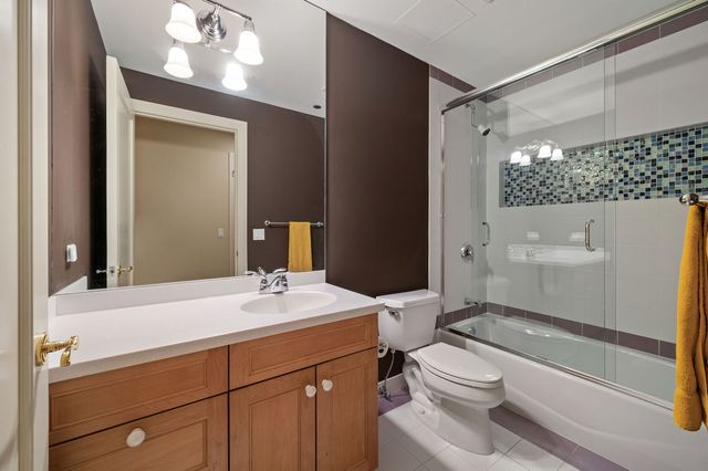 840 N LAKE SHORE Drive 603, Chicago, IL 60611