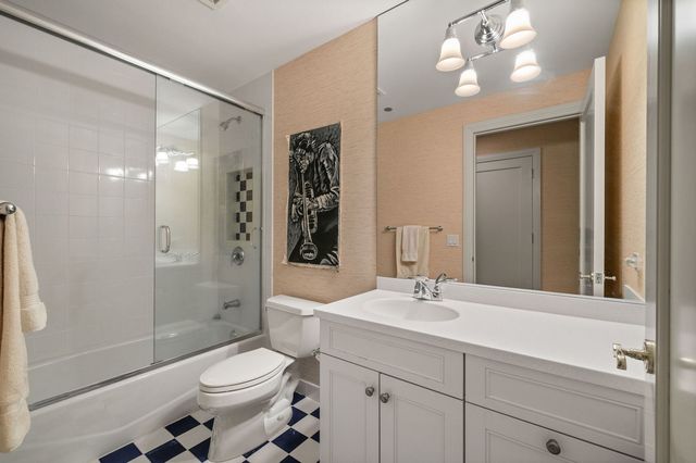 840 N LAKE SHORE Drive 603, Chicago, IL 60611