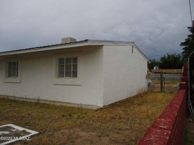 704 N Flagstaff Avenue, Willcox, AZ 85643