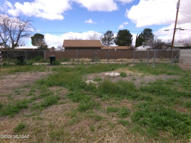 704 N Flagstaff Avenue, Willcox, AZ 85643