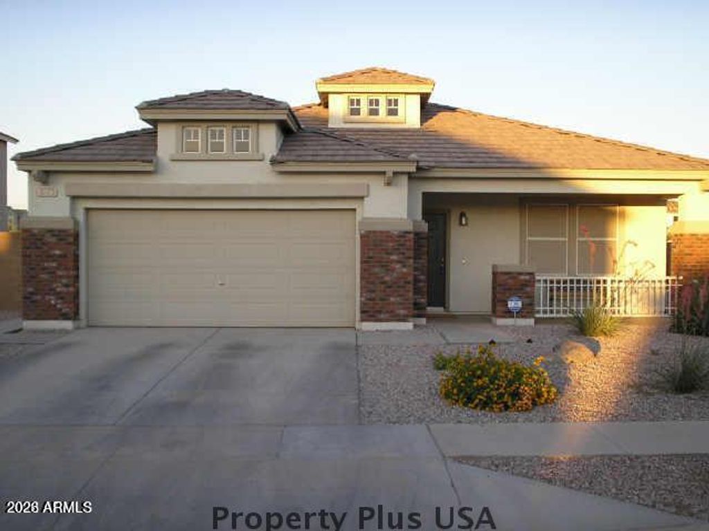 6813 S 39th Drive, Phoenix, AZ 85041