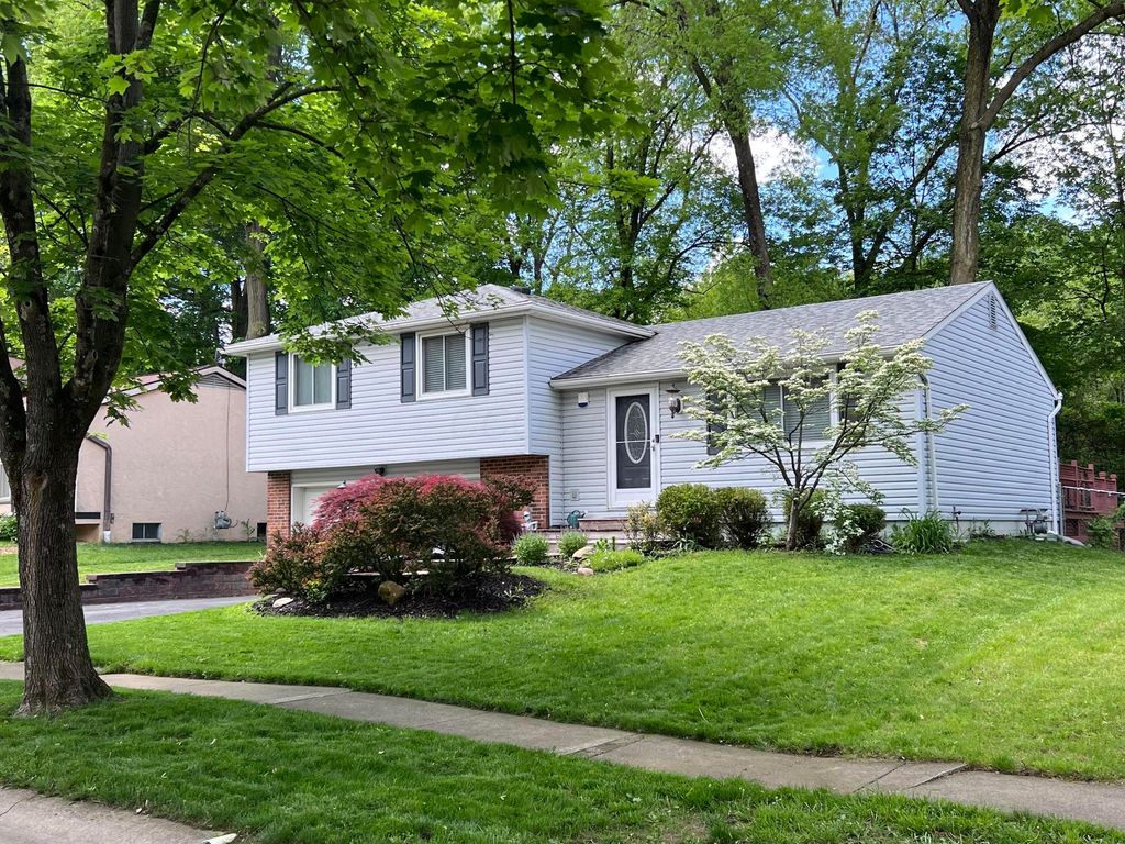 2986 Woodloop Lane, Columbus, OH 43204