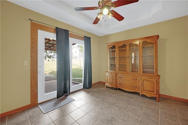 210 Parkway Drive, Warrensburg, MO 64093