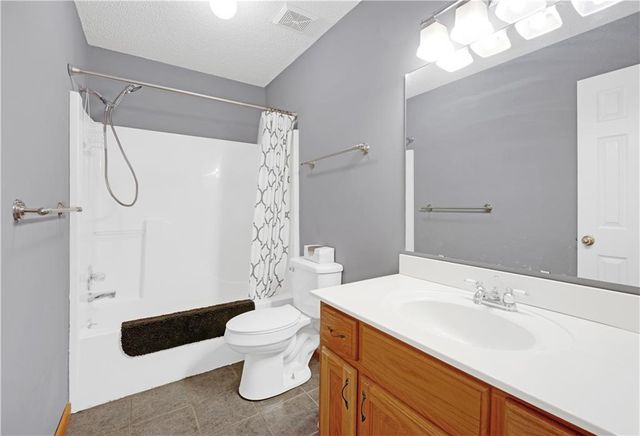 210 Parkway Drive, Warrensburg, MO 64093