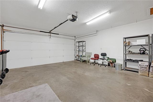 210 Parkway Drive, Warrensburg, MO 64093