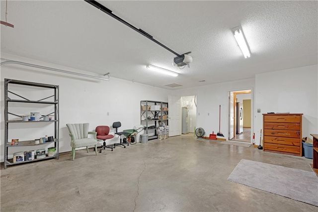 210 Parkway Drive, Warrensburg, MO 64093