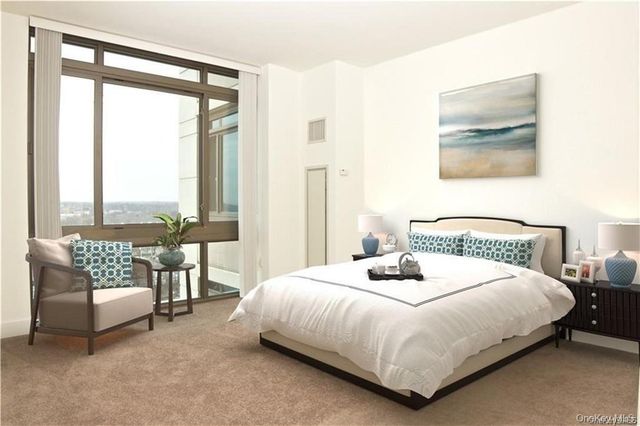 175 Huguenot Street 2207, New Rochelle, NY 10801