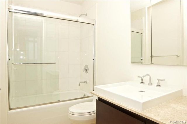 175 Huguenot Street 2207, New Rochelle, NY 10801