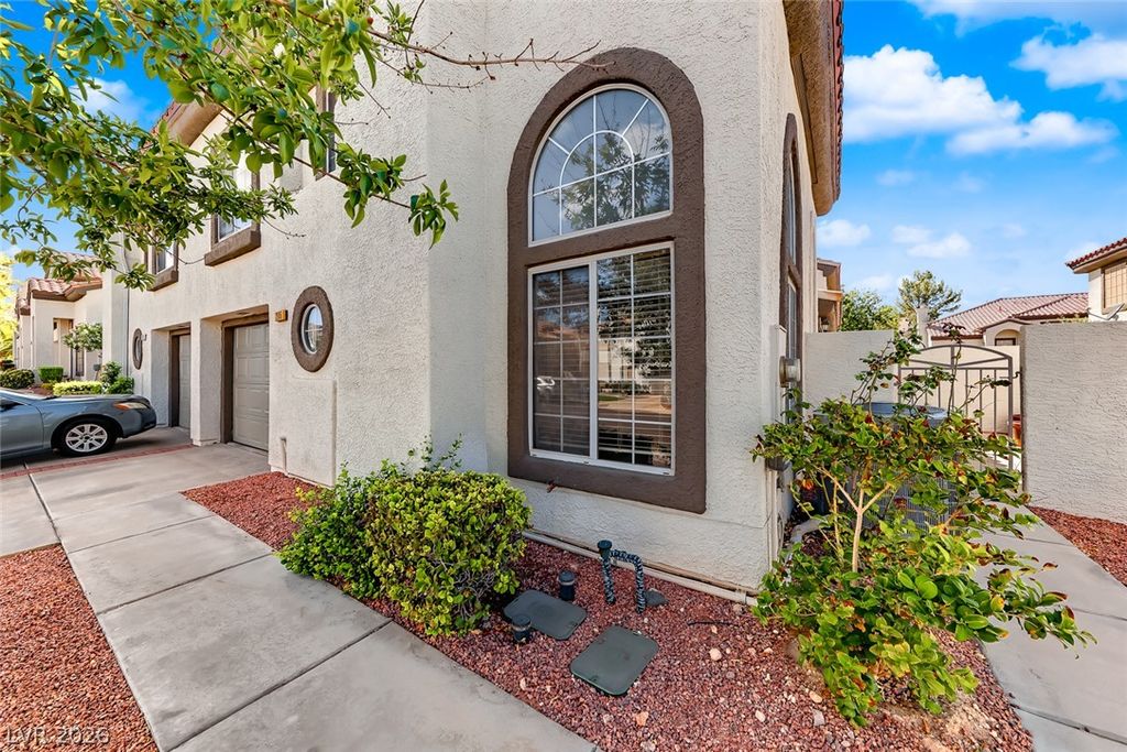 205 Genesee Point Street, Henderson, NV 89074 — photo 3
