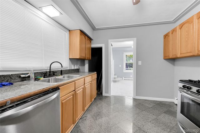 29000 Joy Road, Livonia, MI 48150