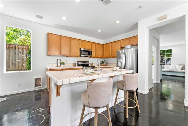21 La Jolla Street, Watsonville, CA 95076