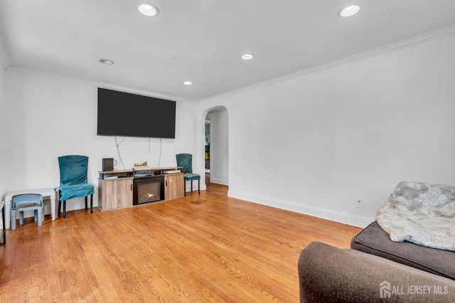 821 Front Street, Dunellen, NJ 08812