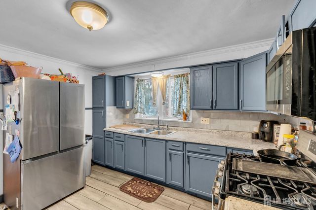 821 Front Street, Dunellen, NJ 08812