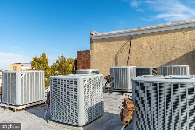 1939-43 S JUNIPER ST, Philadelphia, PA 19148