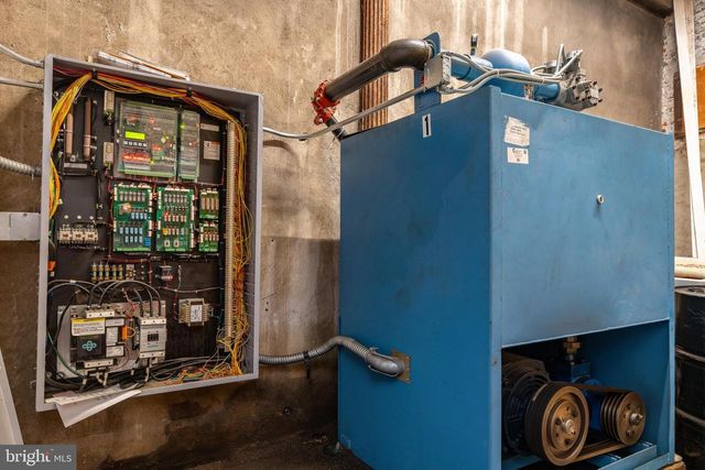 1939-43 S JUNIPER ST, Philadelphia, PA 19148