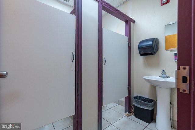 1939-43 S JUNIPER ST, Philadelphia, PA 19148