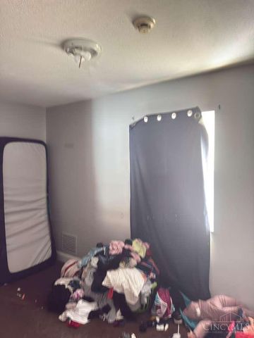 524 Maple Street, Cincinnati, OH 45216