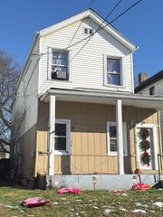 524 Maple Street, Cincinnati, OH 45216