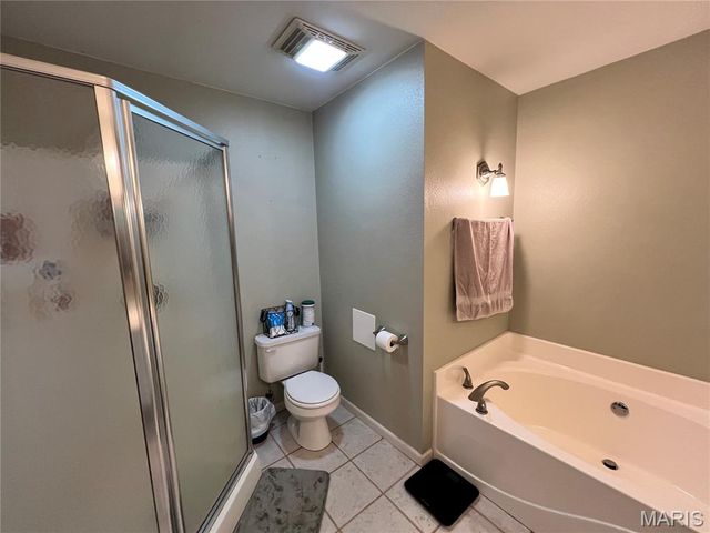 104 La Vista Drive, Waynesville, MO 65583