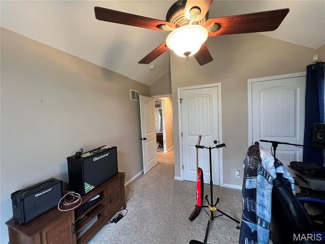 104 La Vista Drive, Waynesville, MO 65583