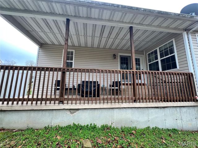 104 La Vista Drive, Waynesville, MO 65583