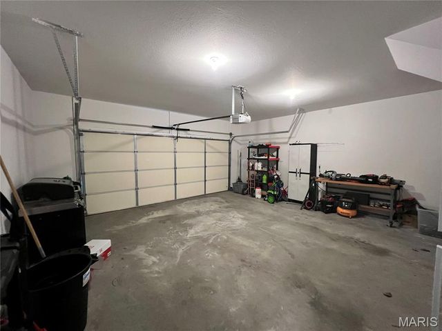 104 La Vista Drive, Waynesville, MO 65583