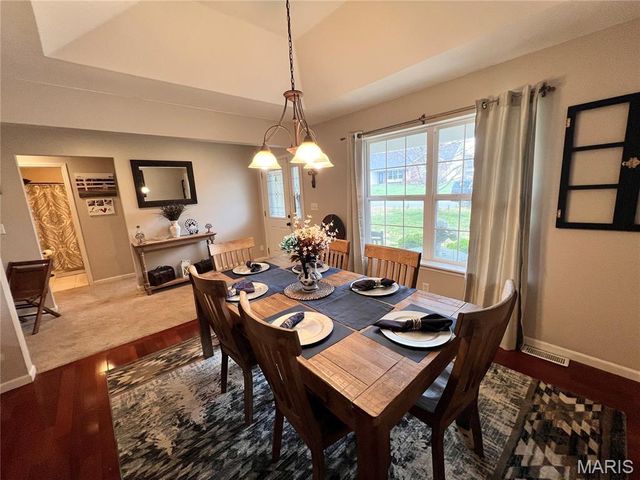 104 La Vista Drive, Waynesville, MO 65583