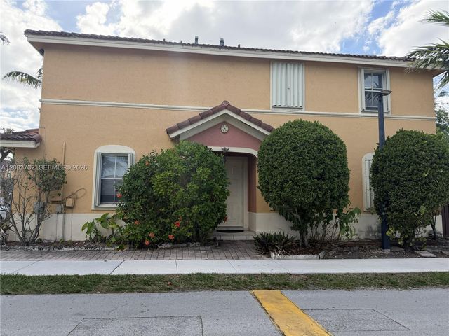 16537 SW 78th Ter ., Miami, FL 33193