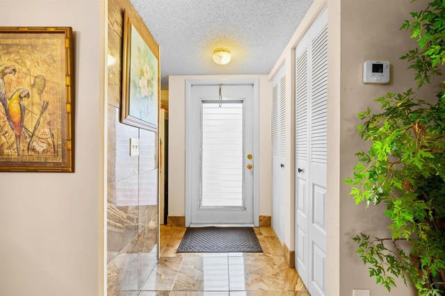 10 Willowbrook Lane 108, Delray Beach, FL 33446