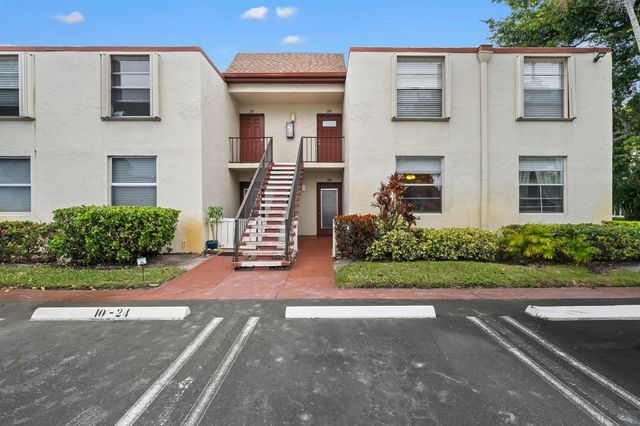 10 Willowbrook Lane 108, Delray Beach, FL 33446